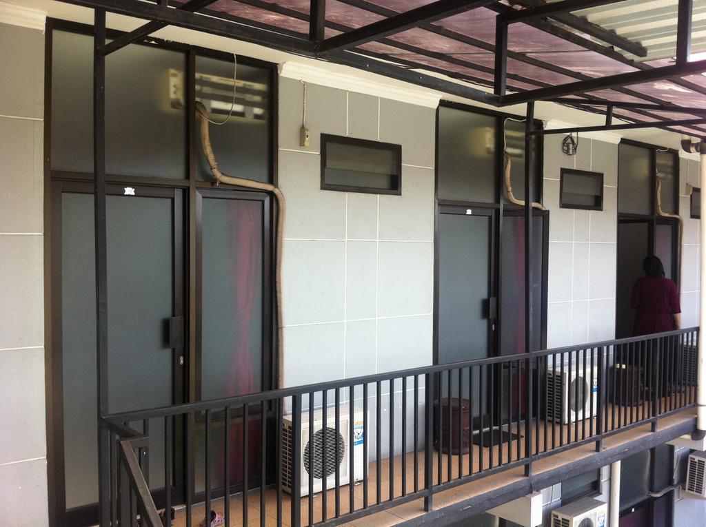 House 140 Hotel Baturetno Exterior foto