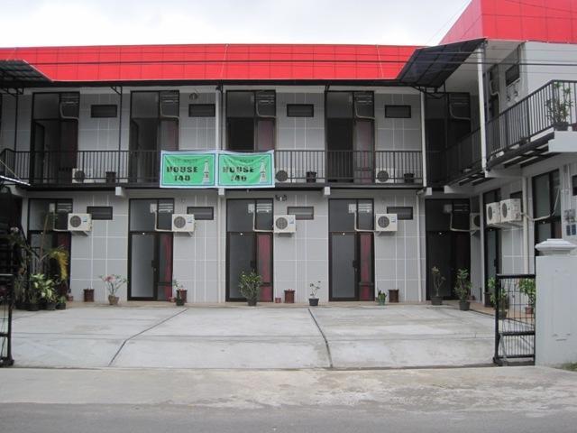 House 140 Hotel Baturetno Exterior foto